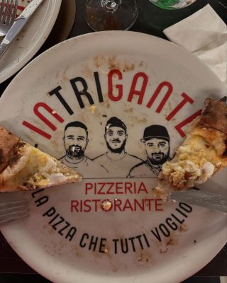 … i při výběru vín na Vinitaly - Verona, je třeba se výborně naobědvat… Ani jsme ji nestihli zdokumentovat celou a rovnou...